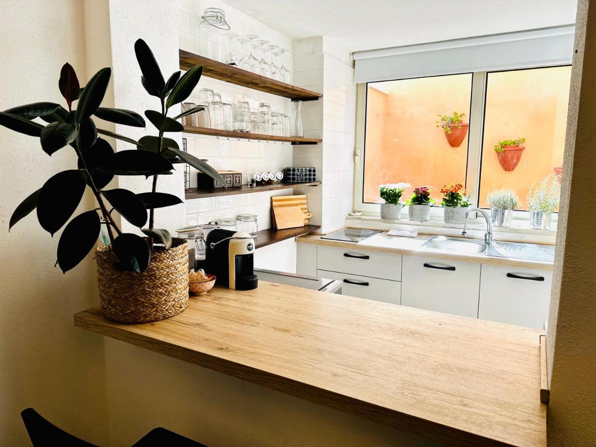 The Beatles Apartment Όλμπια Εξωτερικό φωτογραφία